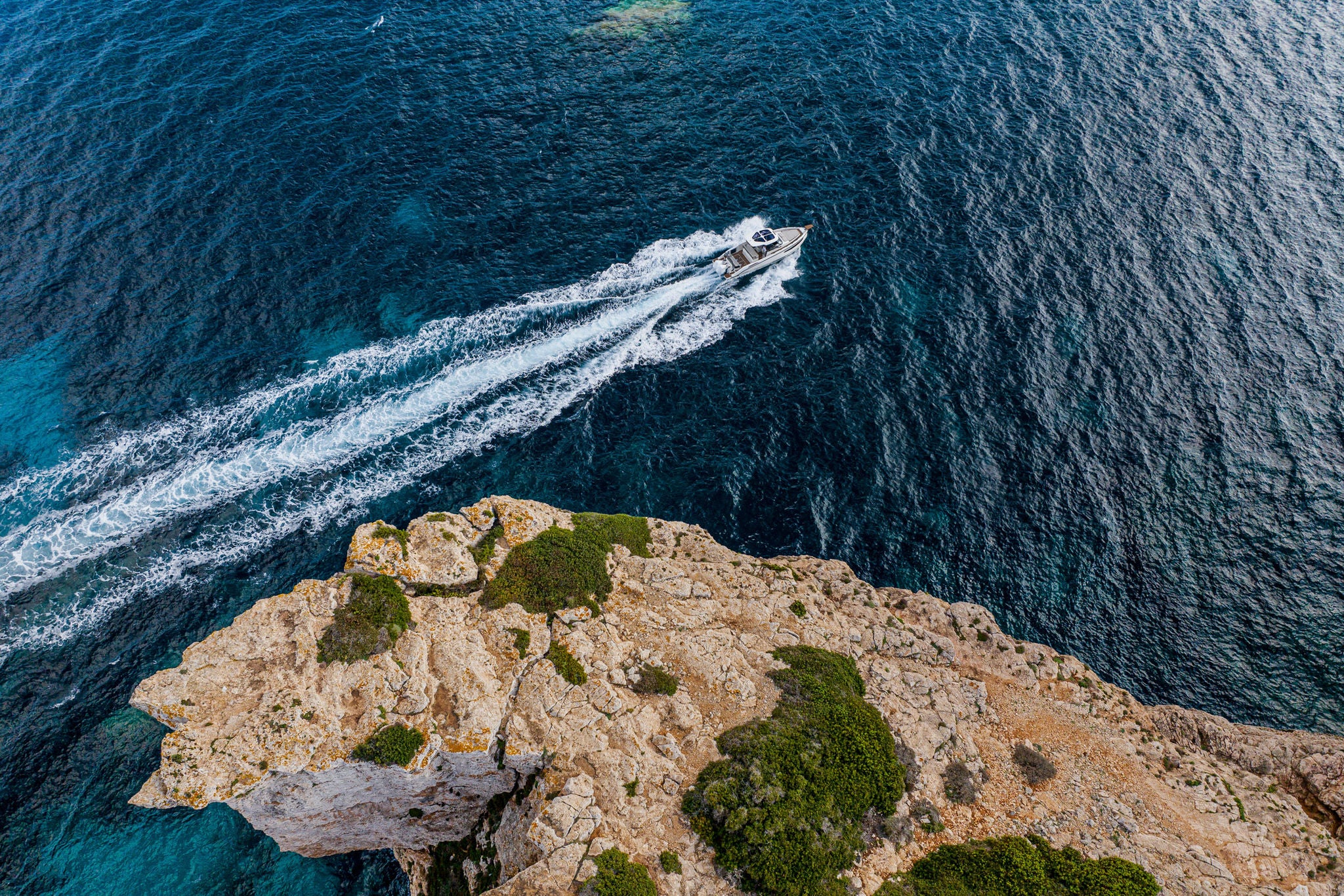 A running image of the NAVAN S30 from above