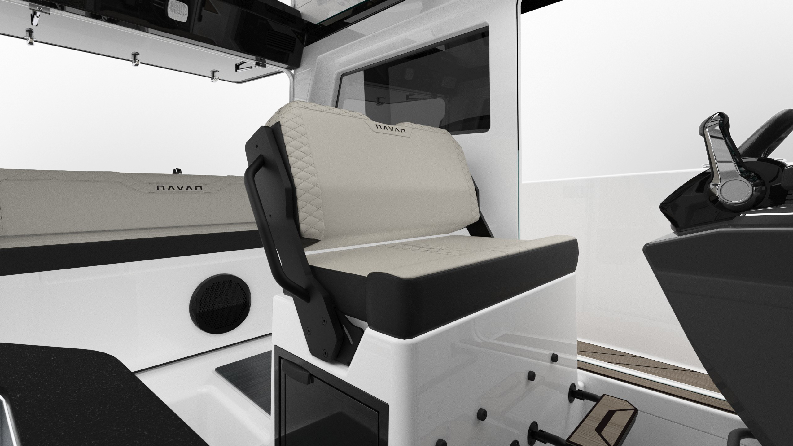 C30 INT CAB HELM CHAIR FT LOW001 WK